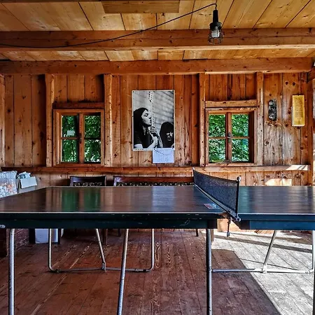Apartamento červený Dvůr *
