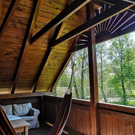 Apartamento červený Dvůr *