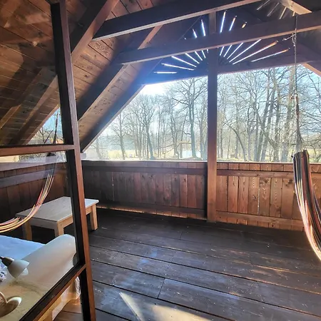 Apartamento červený Dvůr *