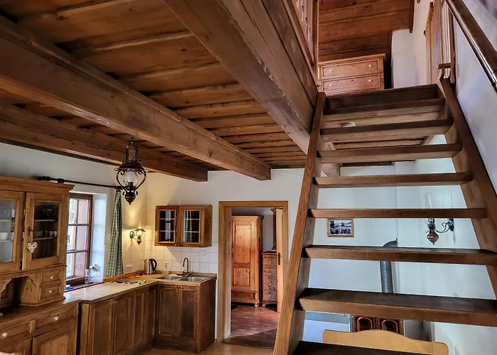 Apartamento červený Dvůr *
