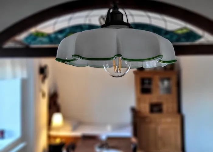 Apartamento červený Dvůr Chvalšiny
